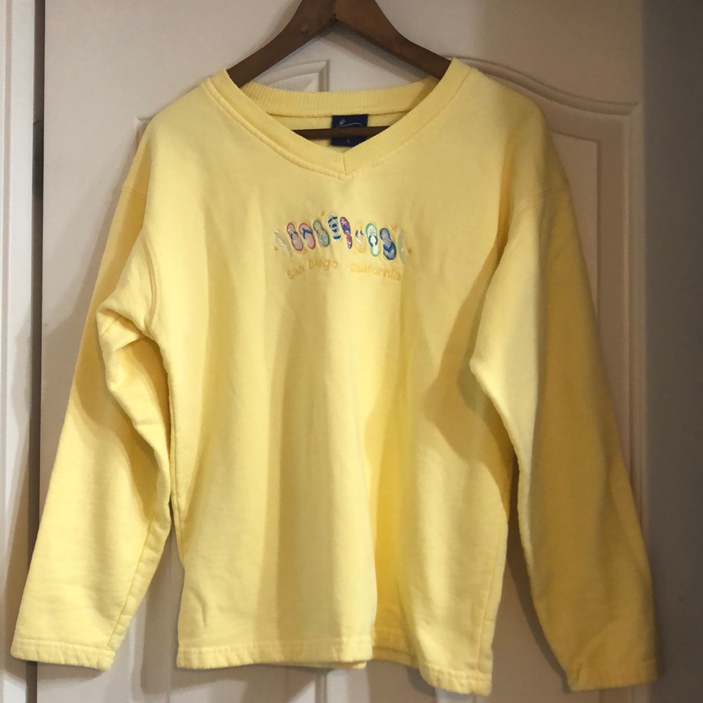 Women’s Yellow San Diego Flip Flops Sweatshirt Size Small
